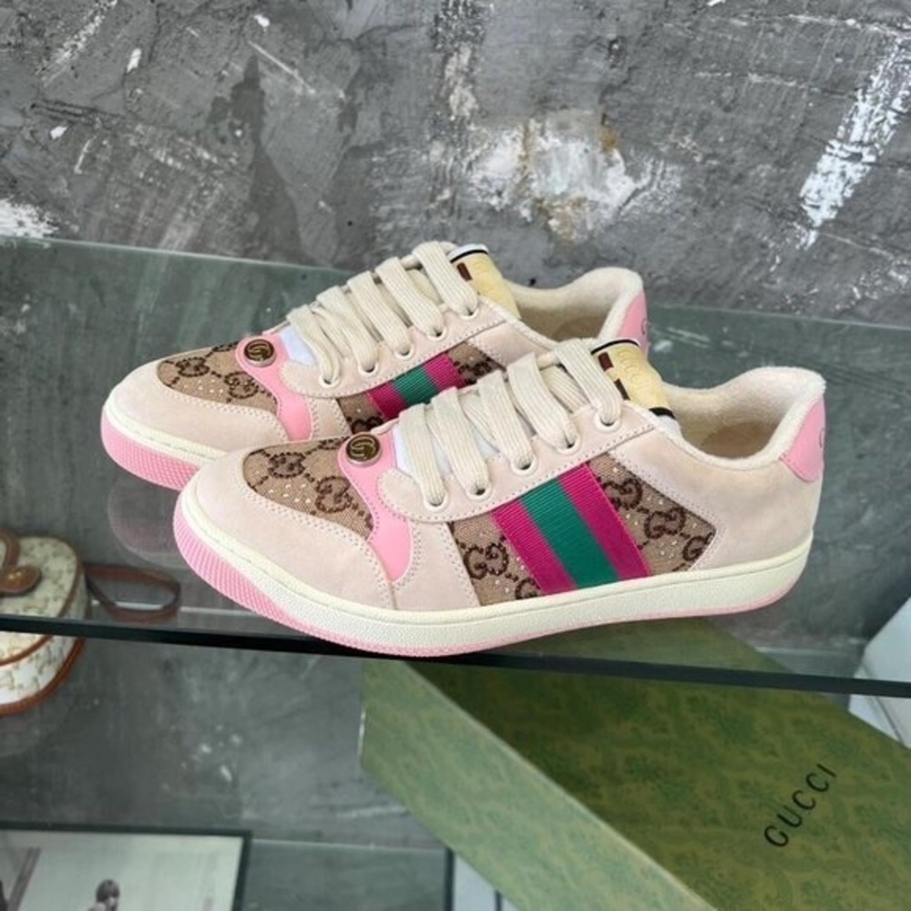 Gucci Pink Leather & Monogram Low-Top Sneakers with Green Stripe - Picture 2 of 4